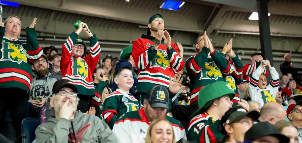 Halifax Mooseheads fan cheer at Scotiabank Centre